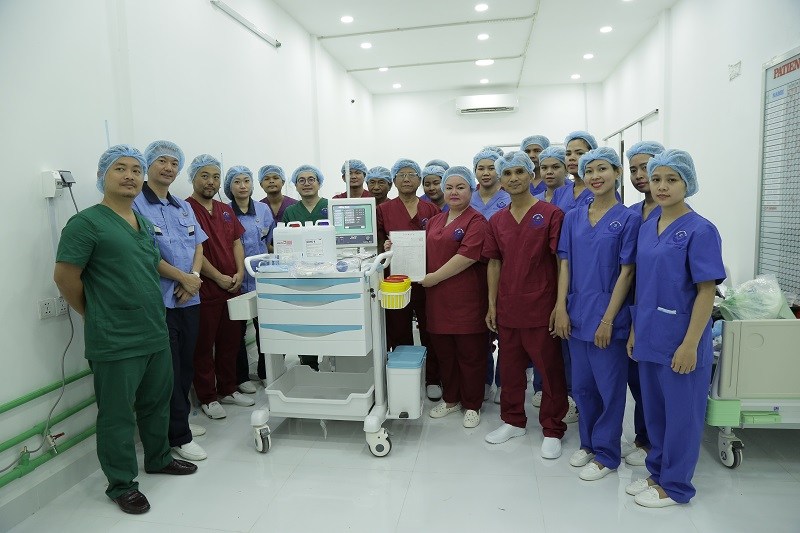 មន្ទីរពហុព្យាបាល ជប៉ុន ឡាយហ៍្វ ឯកទេសតំរង់នោម និងលាងឈាម ស្តង់ដាជប៉ុនបាននាំយកម៉ាស៊ីនបច្ចេកវិទ្យាចុងក្រោយ បង្អស់របស់ក្រុមហ៊ុន JMS ដើម្បីព្យាបាលអ្នកជំងឺខ្សោយតំរង់នោមដំណាក់កាលចុងក្រោយ នៅកម្ពុជា